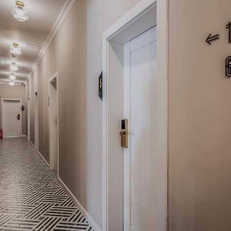 Timeless Boutique Suites By Bqa Budapest Eksteriør bilde