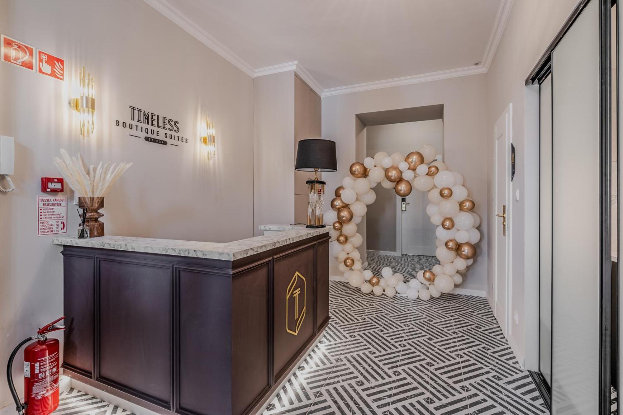 Timeless Boutique Suites By Bqa Budapest Eksteriør bilde
