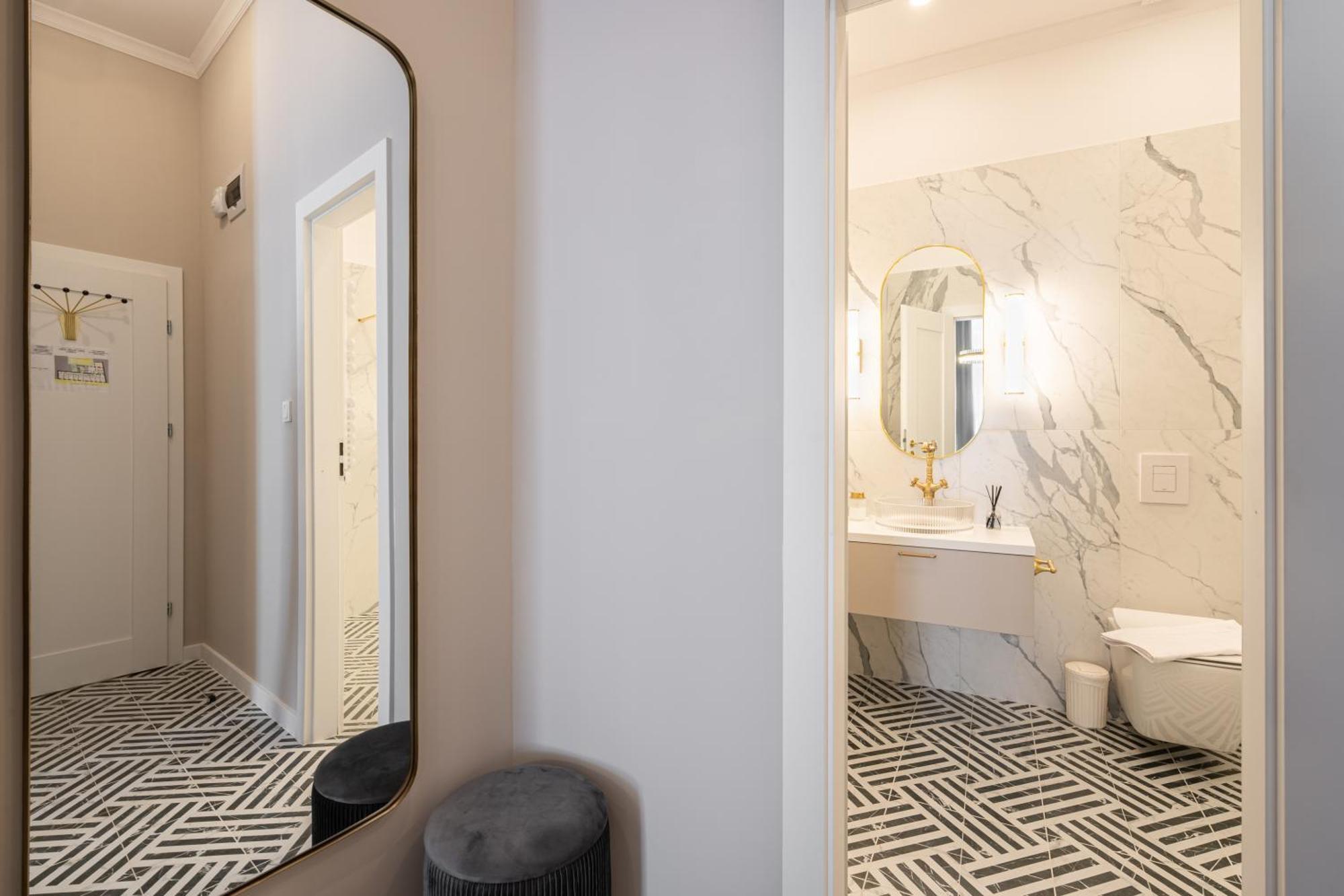 Timeless Boutique Suites By Bqa Budapest Eksteriør bilde